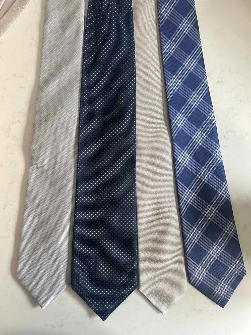 Bundle of 11 men’s ties- banana Republic & J Crew brooks brothers - Picture 3 of 4